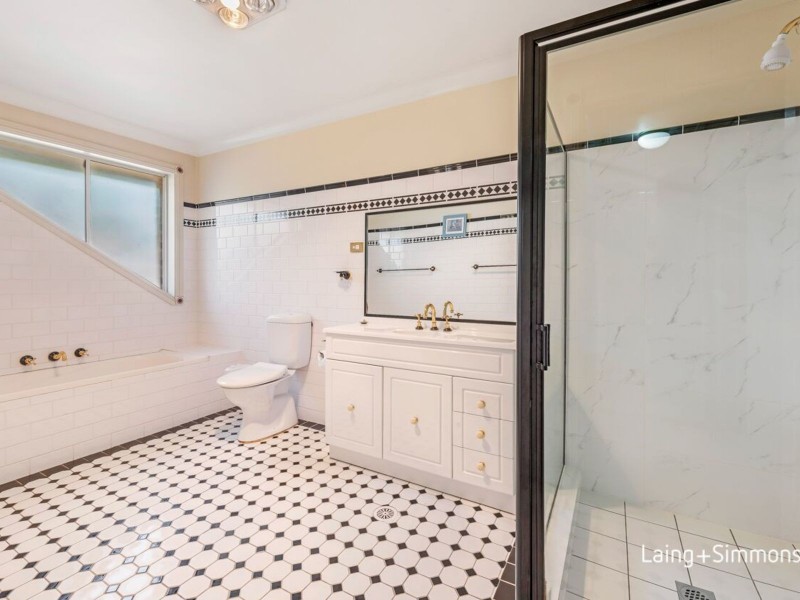2 Dunraven Way, Cherrybrook NSW 2126