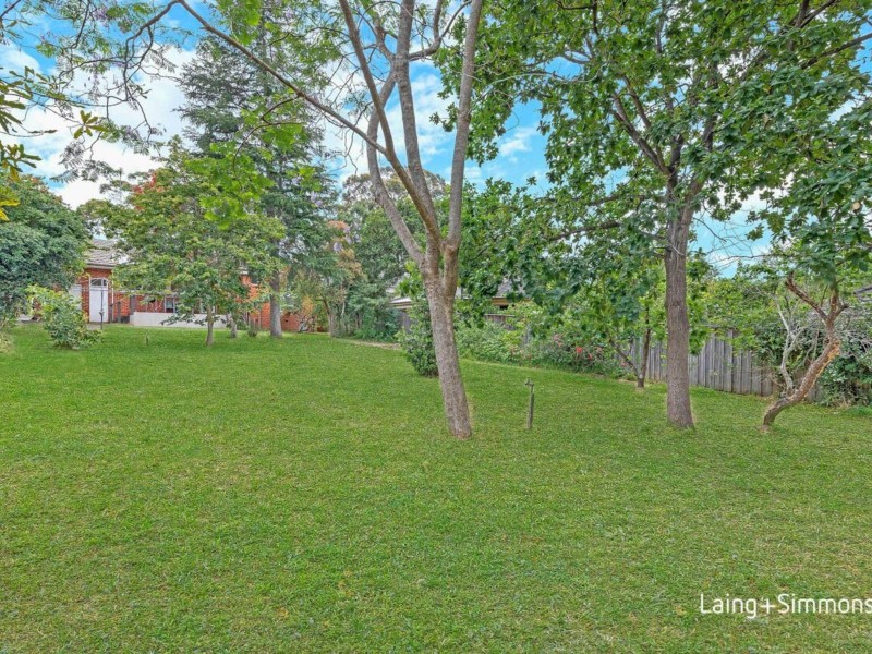 8 Leith Road, Pennant Hills NSW 2120