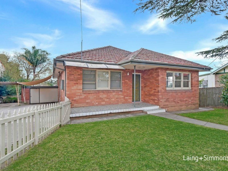 18 Duffy Avenue, Thornleigh NSW 2120