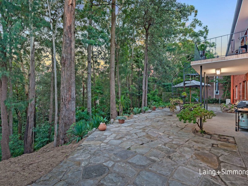 14 Greenhaven Drive, Pennant Hills NSW 2120