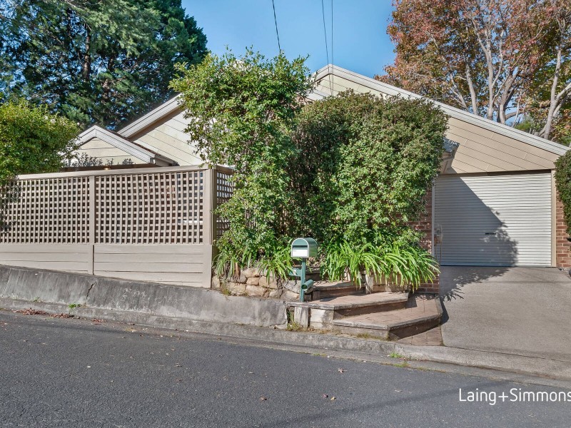 2  Lois Lane, Pennant Hills NSW 2120