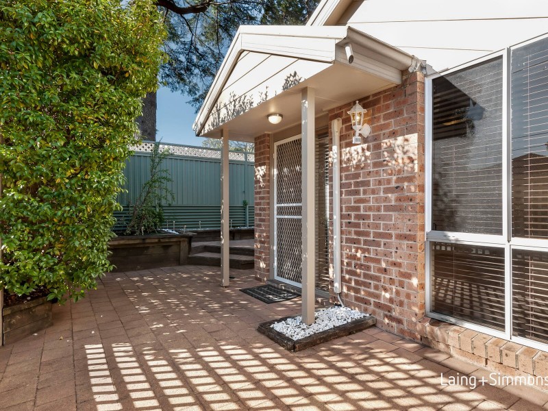 2  Lois Lane, Pennant Hills NSW 2120