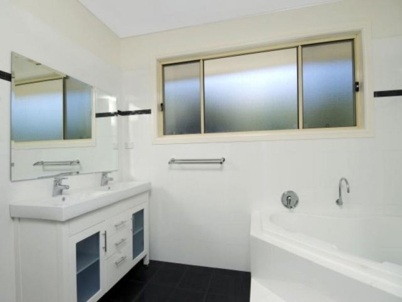 1E Lilla Road, Pennant Hills NSW 2120