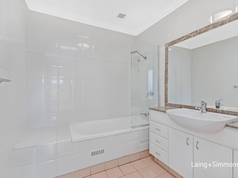 28/8a Hampden Road, Pennant Hills NSW 2120