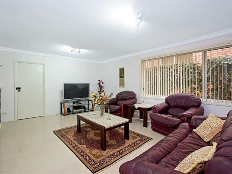 4 Cedarwood Drive, Cherrybrook NSW 2126
