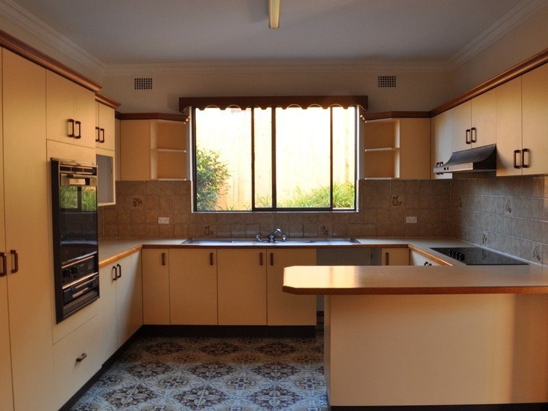 5b Hampden Road, Pennant Hills NSW 2120