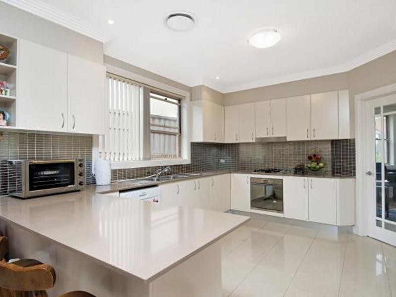 6 Foley Place, Castle Hill NSW 2154