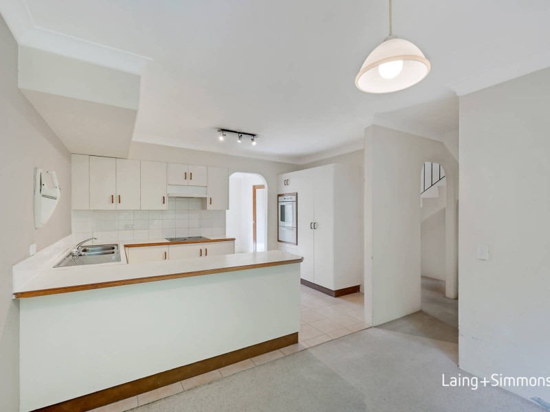 10/33 Boundary Road, Pennant Hills NSW 2120