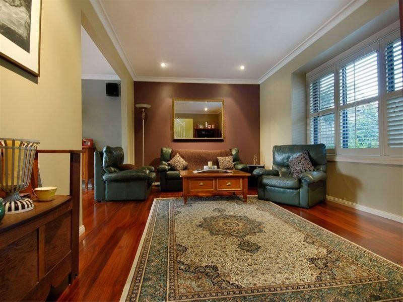 37 Maple Avenue, Pennant Hills NSW 2120