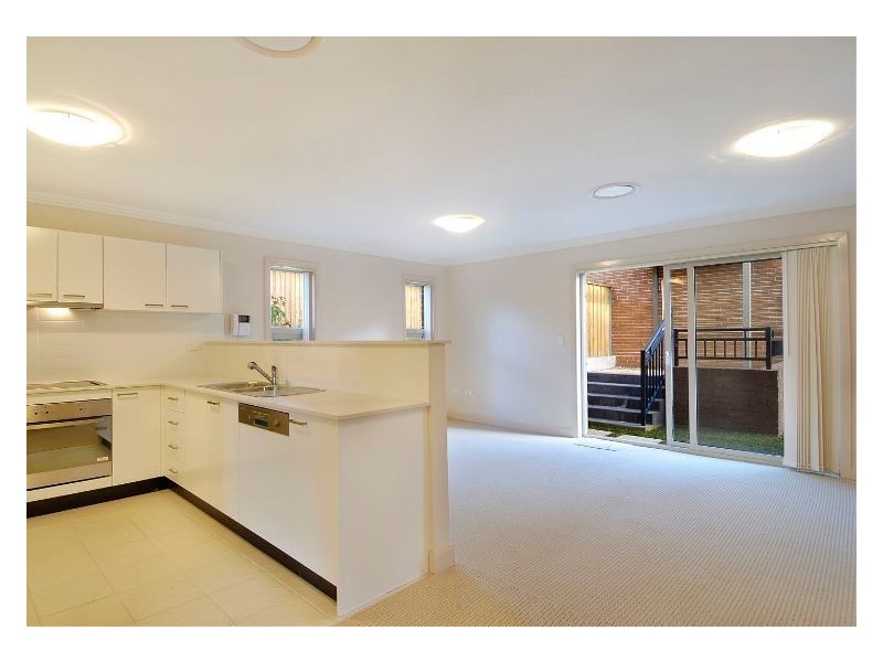 2/1B Hampden Road, Pennant Hills NSW 2120