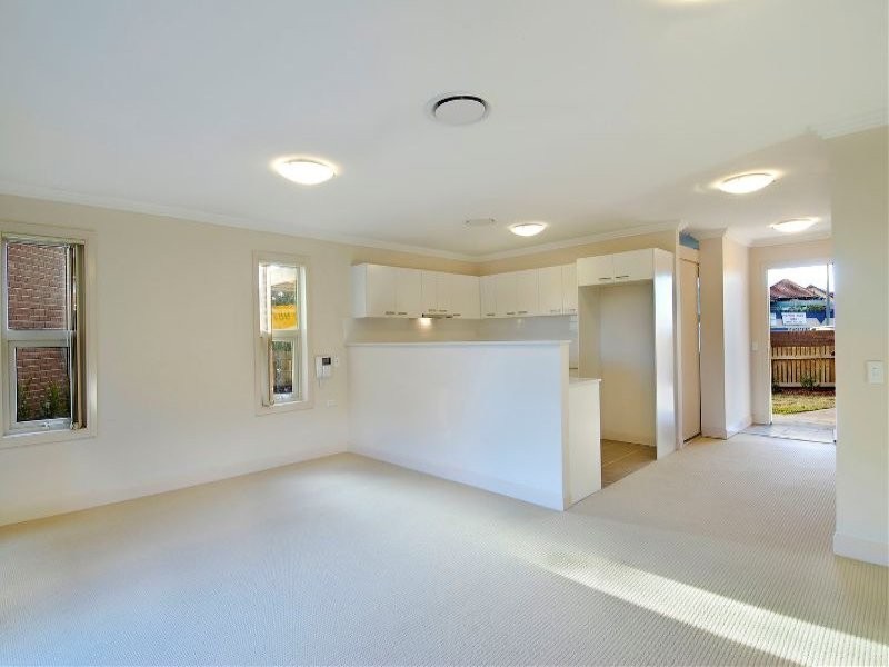 2/1B Hampden Road, Pennant Hills NSW 2120