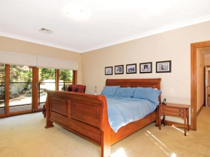 6 Ferncliffe Road, Glenhaven NSW 2156