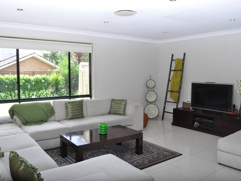 1E Swan Place, Pennant Hills NSW 2120