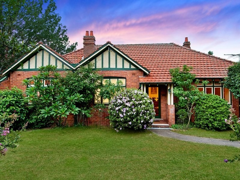 4 The Crescent, Pennant Hills NSW 2120