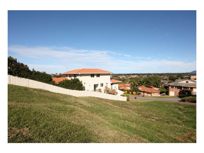 14 Coastlands Place, Port Macquarie NSW 2444