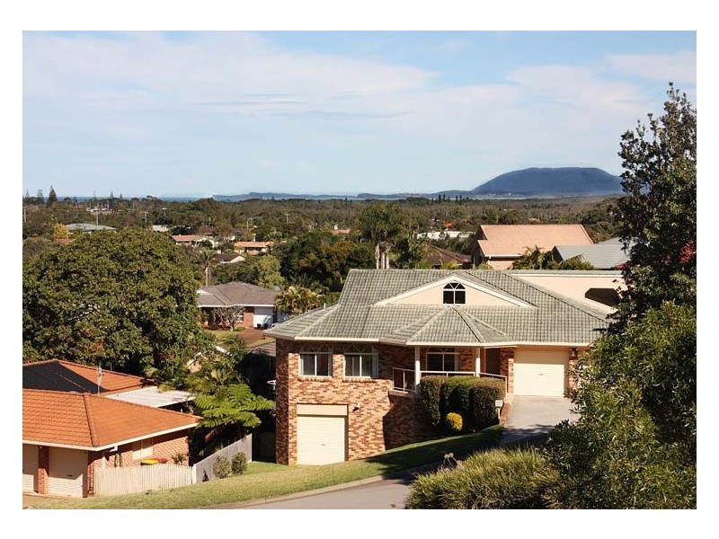 14 Coastlands Place, Port Macquarie NSW 2444