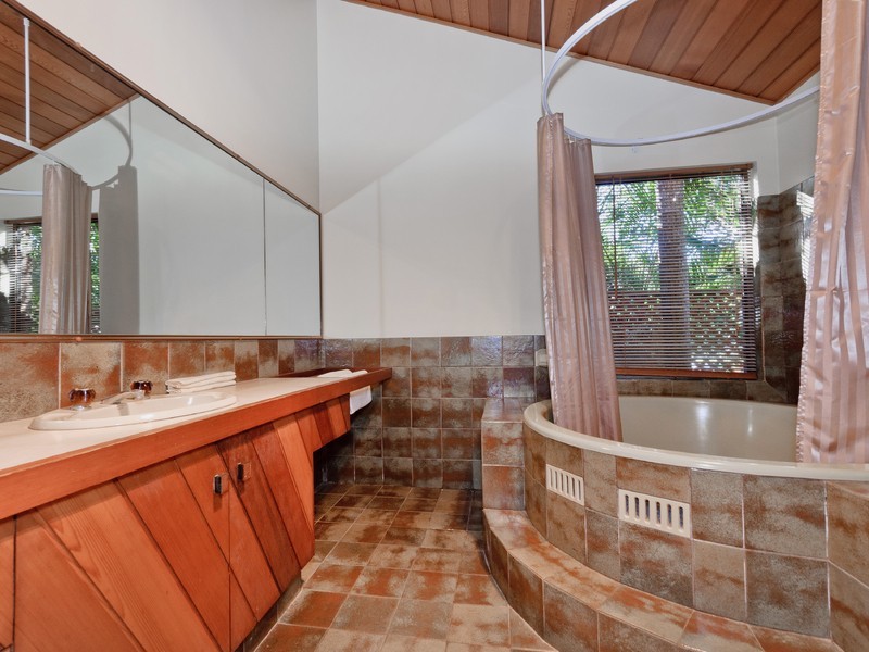 2 Timber Ridge, Port Macquarie NSW 2444