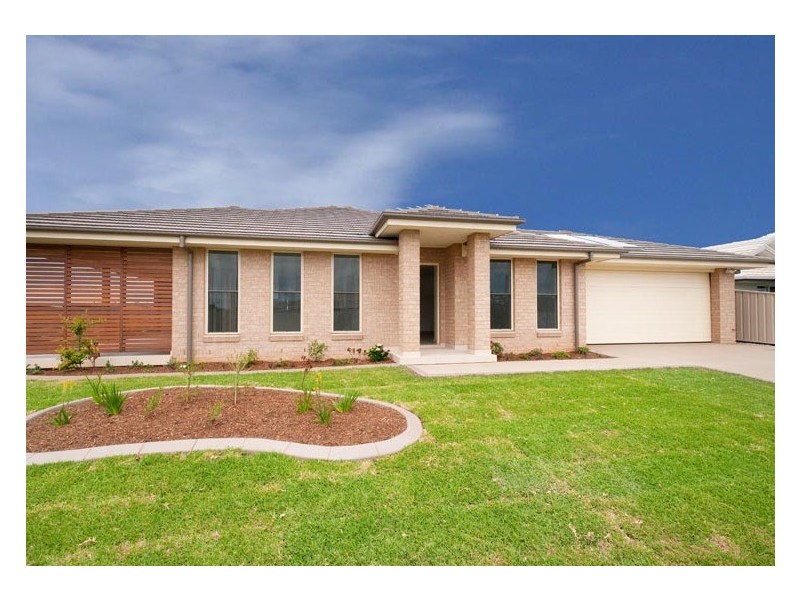 81 Emerald Drive, Port Macquarie NSW 2444