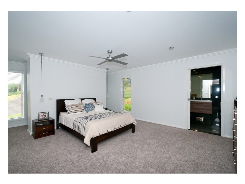 4 Andrews Walk, Port Macquarie NSW 2444