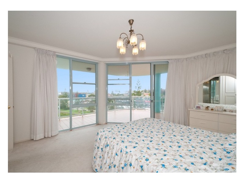 611/100 Bridge Street, Port Macquarie NSW 2444