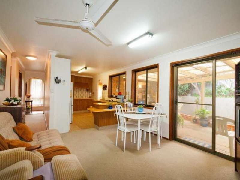 8 Mimosa Drive, Port Macquarie NSW 2444