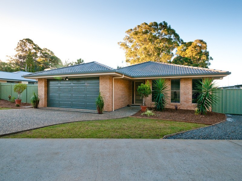 19 Lyrebird Place, Port Macquarie NSW 2444