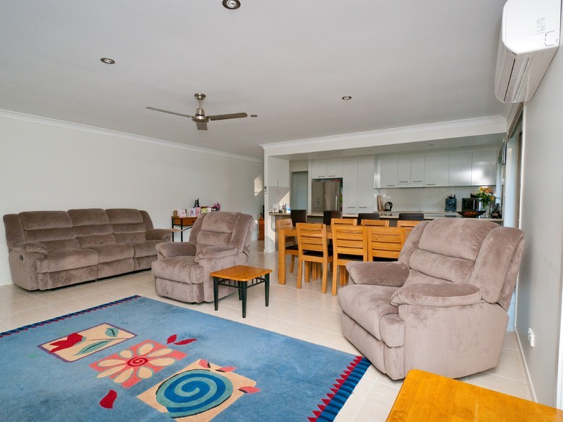 19 Lyrebird Place, Port Macquarie NSW 2444