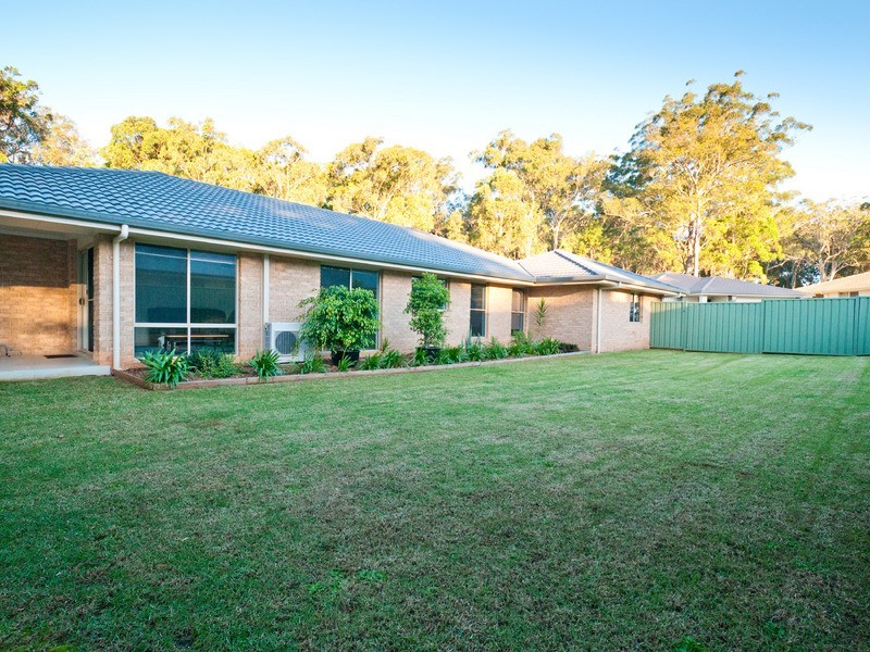 19 Lyrebird Place, Port Macquarie NSW 2444