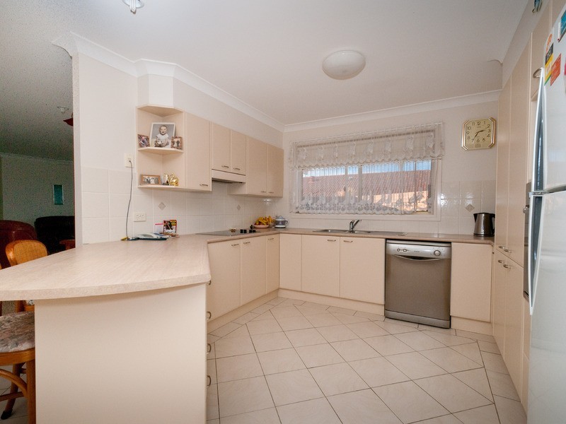 2/36 Ackroyd Street, Port Macquarie NSW 2444