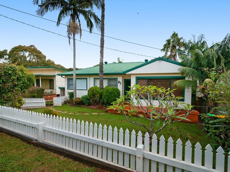 51 Lake Road, Port Macquarie NSW 2444