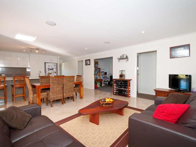 86 Currawong Drive, Port Macquarie NSW 2444