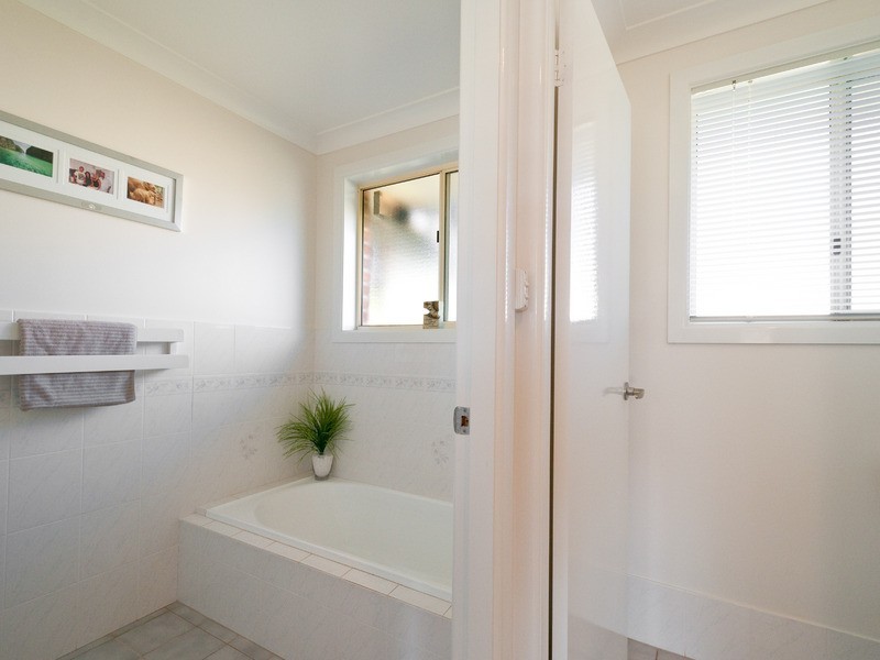 6 Friar Close, Port Macquarie NSW 2444