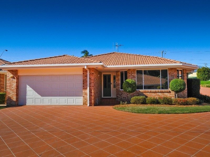 1/21-23 Lake Road, Port Macquarie NSW 2444
