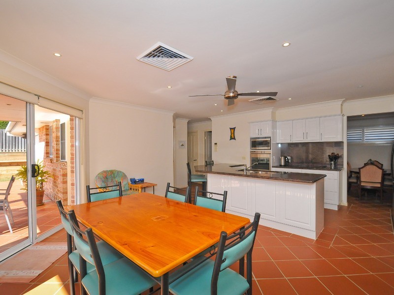 1/21-23 Lake Road, Port Macquarie NSW 2444