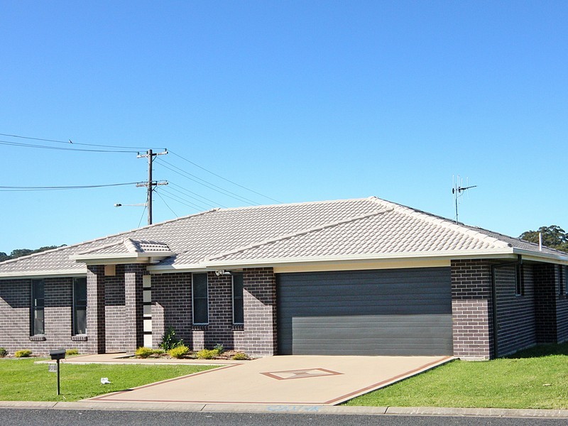30 Lincoln Road, Port Macquarie NSW 2444