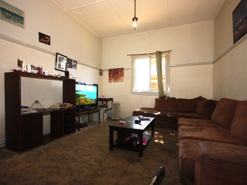 42 Lake Road, Port Macquarie NSW 2444