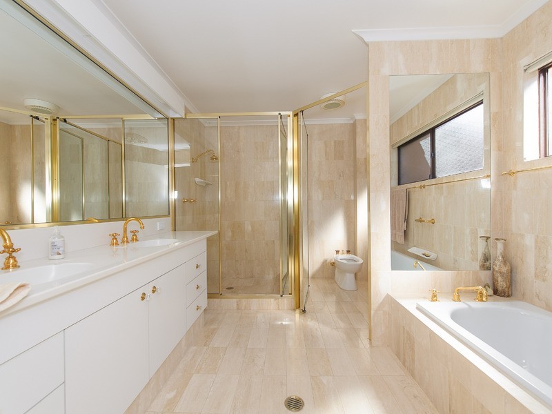 84 Hibbard Drive, Port Macquarie NSW 2444