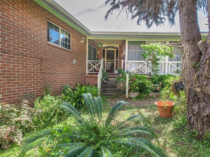2 Parklands Avenue, Port Macquarie NSW 2444