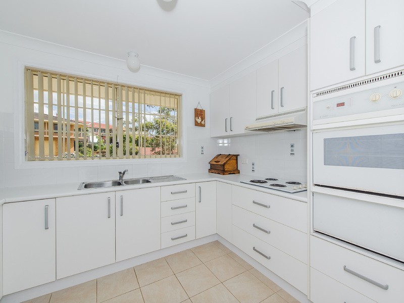 12 Parklands Ave, Port Macquarie NSW 2444
