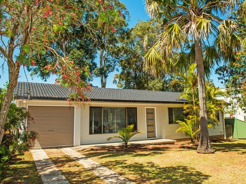 96 Kennedy Drive, Port Macquarie NSW 2444