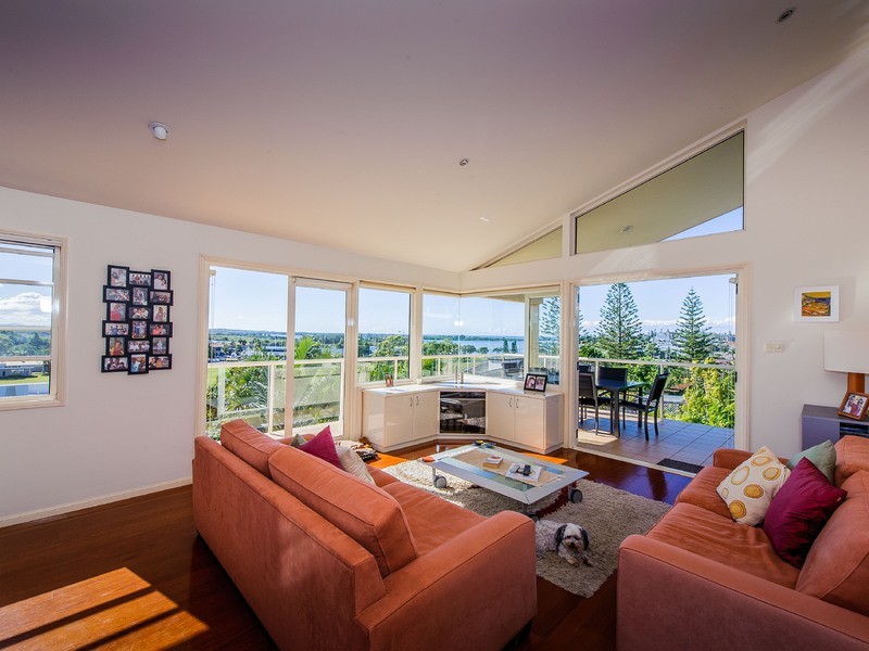 2/6 Hastings Avenue, Port Macquarie NSW 2444