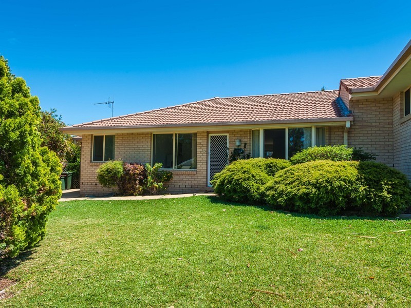 2/12 Crestwood Drive, Port Macquarie NSW 2444