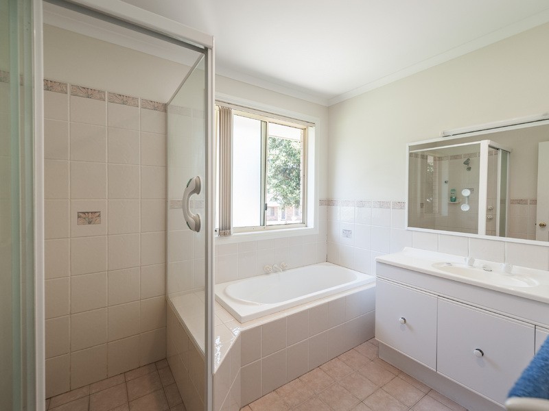 2/12 Crestwood Drive, Port Macquarie NSW 2444