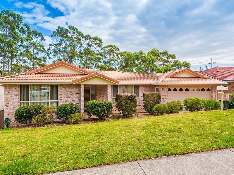 305 Crestwood Drive, Port Macquarie NSW 2444