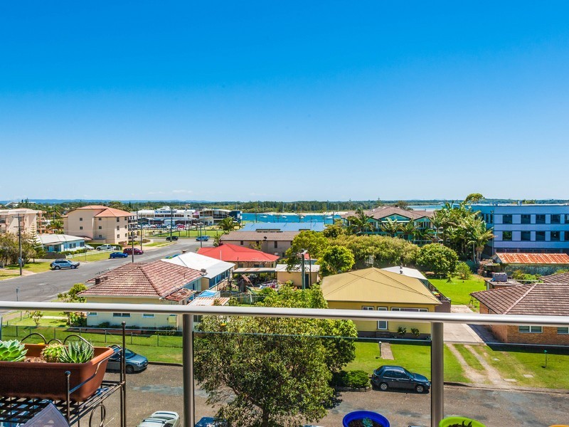 17/14 Waugh Street, Port Macquarie NSW 2444
