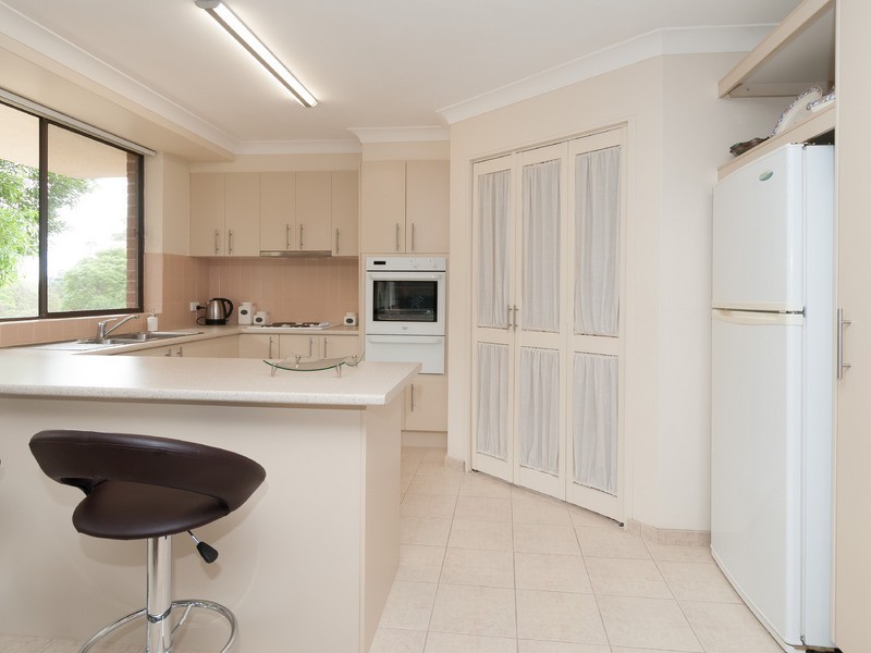 2/25 Garden Crescent, Port Macquarie NSW 2444