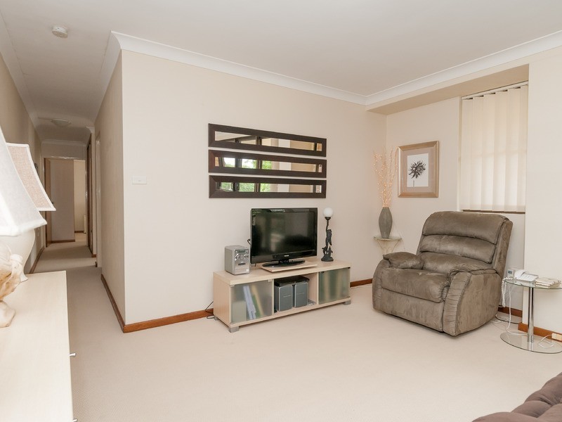 2/25 Garden Crescent, Port Macquarie NSW 2444