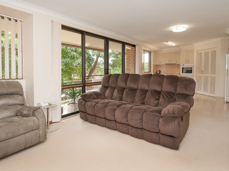 2/25 Garden Crescent, Port Macquarie NSW 2444