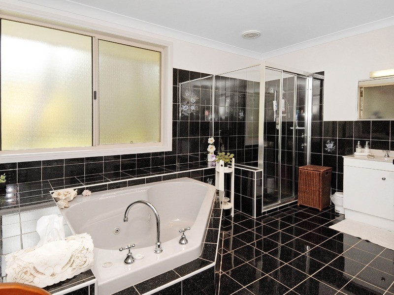 74 Warrew Crescent, King Creek NSW 2446