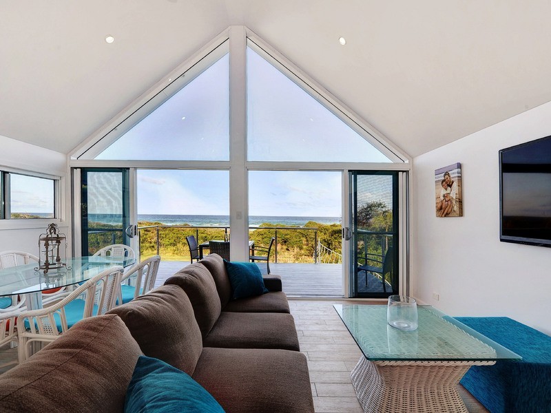 110 Chepana Street, Lake Cathie NSW 2445